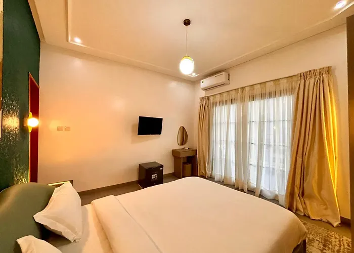 Lighthouse Signature Suites