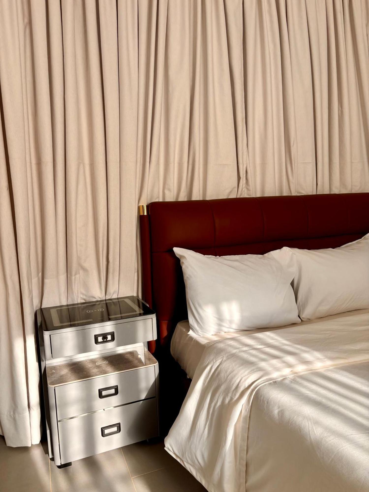 Lighthouse Signature Aparthotel